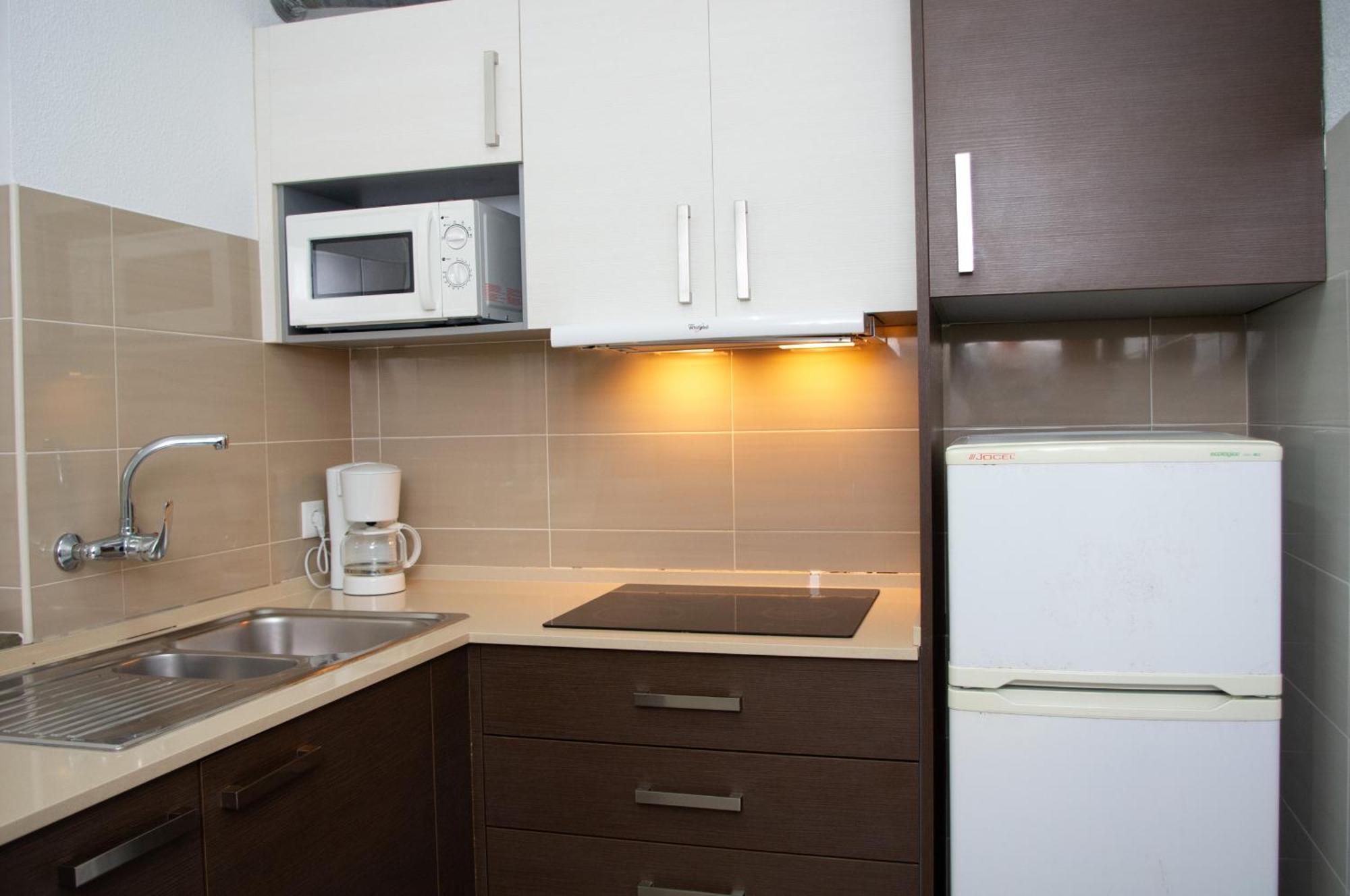 Apartamentos Monte Da Rosa Вила-Нова-де-Мильфонт Экстерьер фото