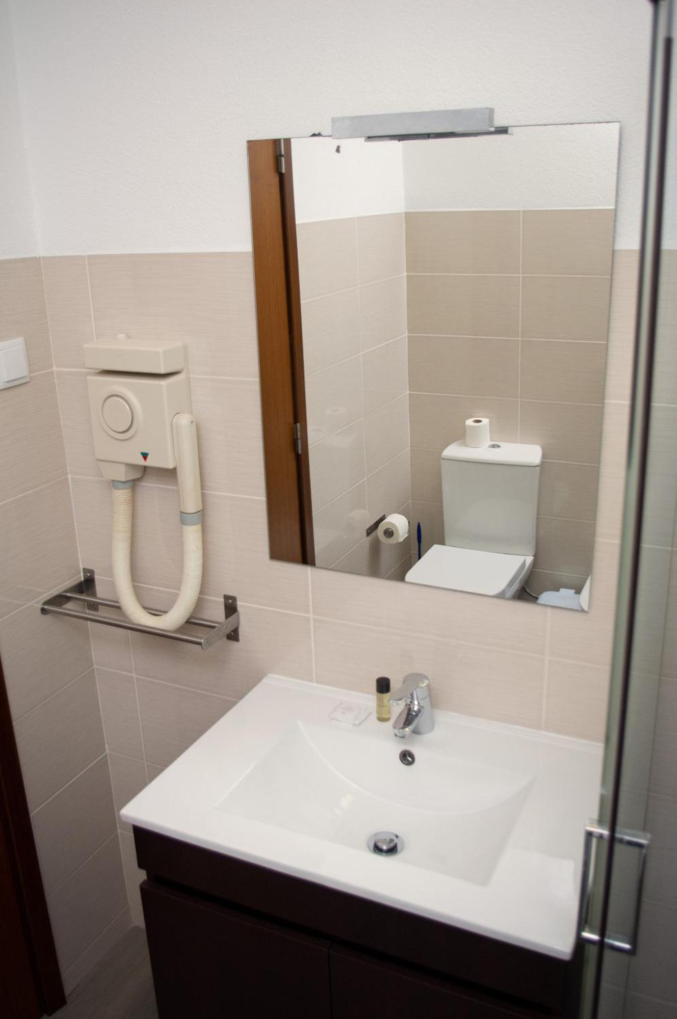 Apartamentos Monte Da Rosa Вила-Нова-де-Мильфонт Экстерьер фото