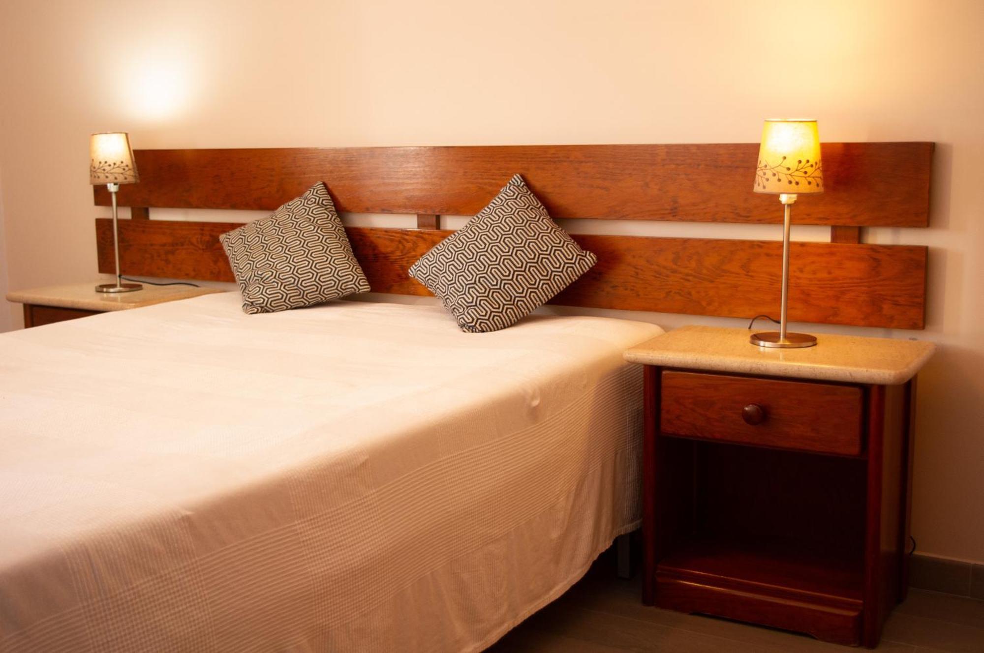 Apartamentos Monte Da Rosa Вила-Нова-де-Мильфонт Экстерьер фото